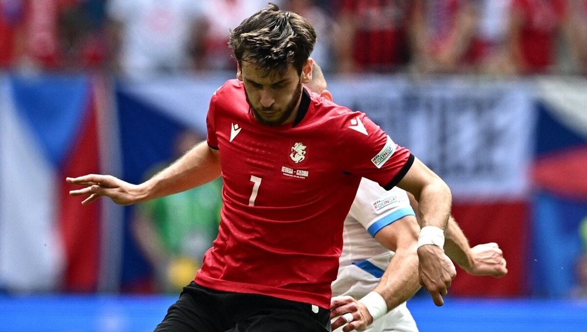 Грузия и Чехия завершили отборочный матч к Евро 2024 вничью 1-1