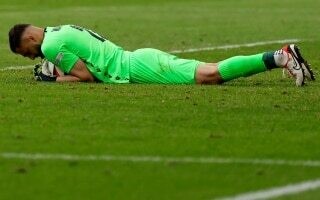 Мамардашвили из Грузии защищает ценный пункт против Чехии на Евро-2024